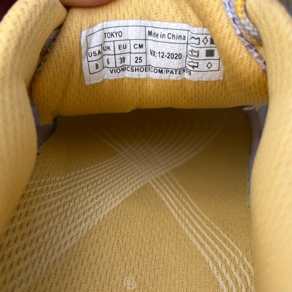 Vionic Tokyo Sneakers - Picture 12 of 12